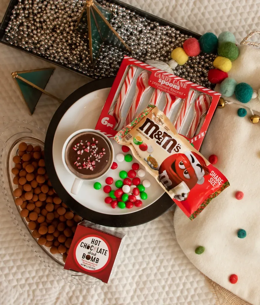 Holiday Classics Modern Spin D4